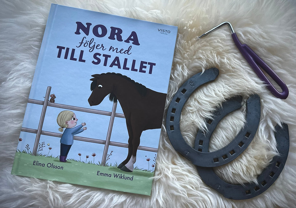 Barnbok - Nora följer med till stallet